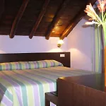 Rural Casa Roja Hotel 3*