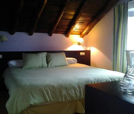 Rural Casa Roja 3* 카다베도
