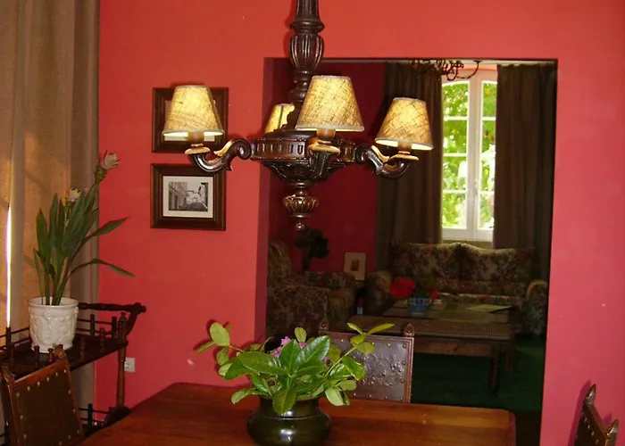 Rural Casa Roja Hotel