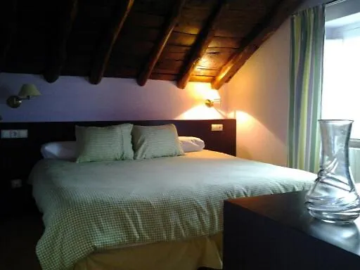 Rural Casa Roja 3* Cadavedo